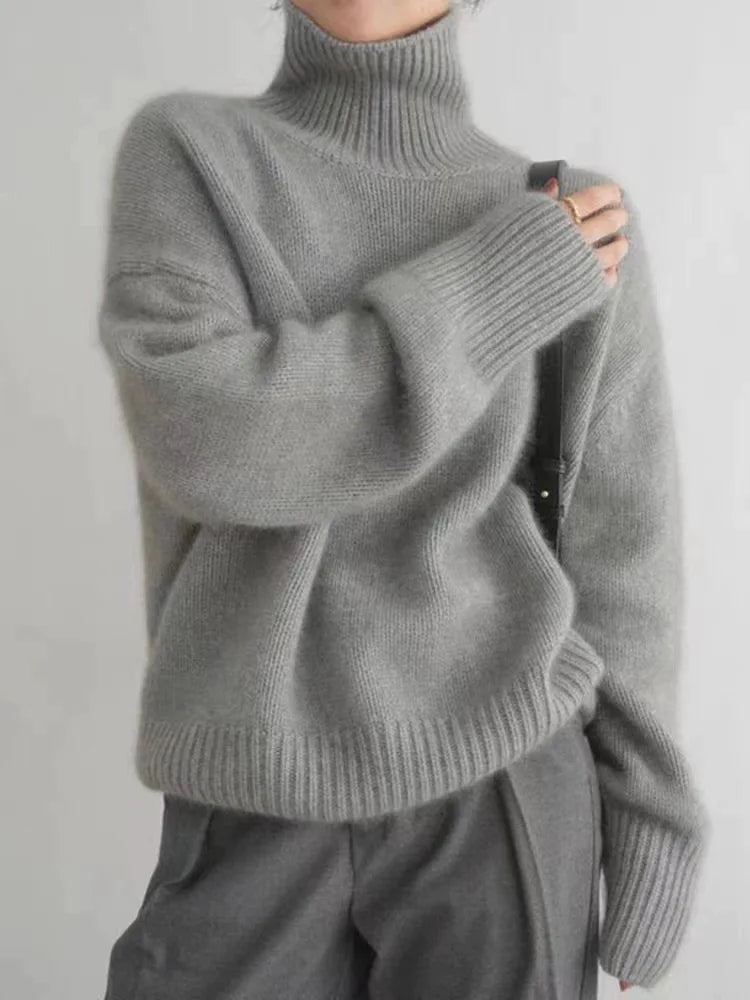 Mona – Turtleneck Sweater