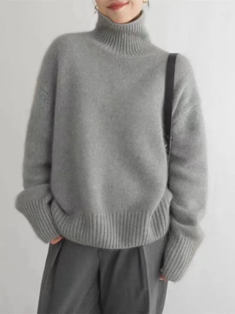 Mona – Turtleneck Sweater