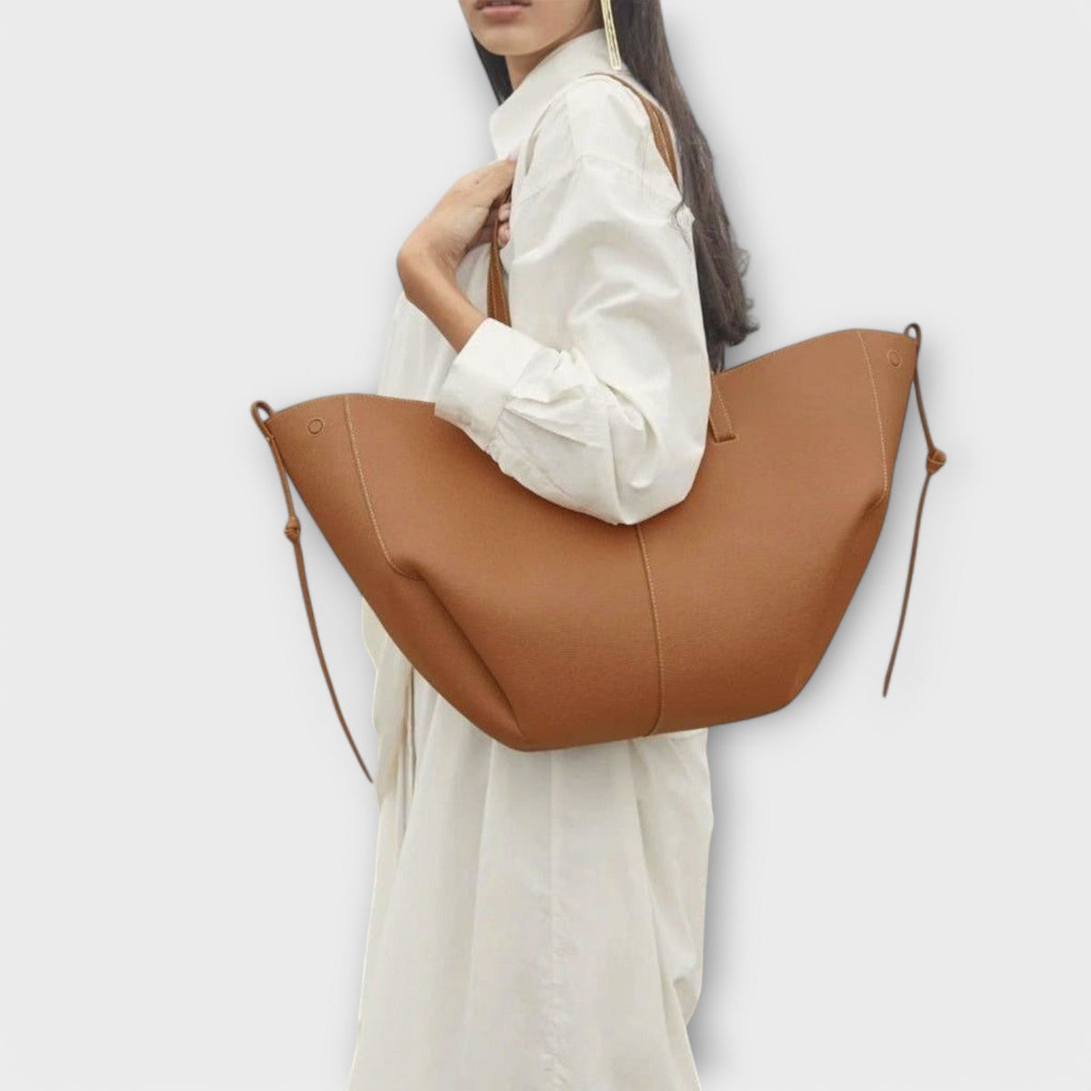Aura | Minimalist Handbag