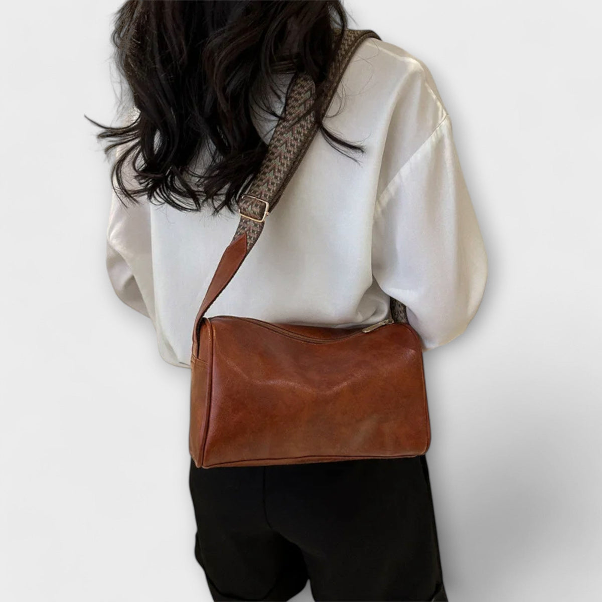 Beatrice | Vintage Crossbody Bag