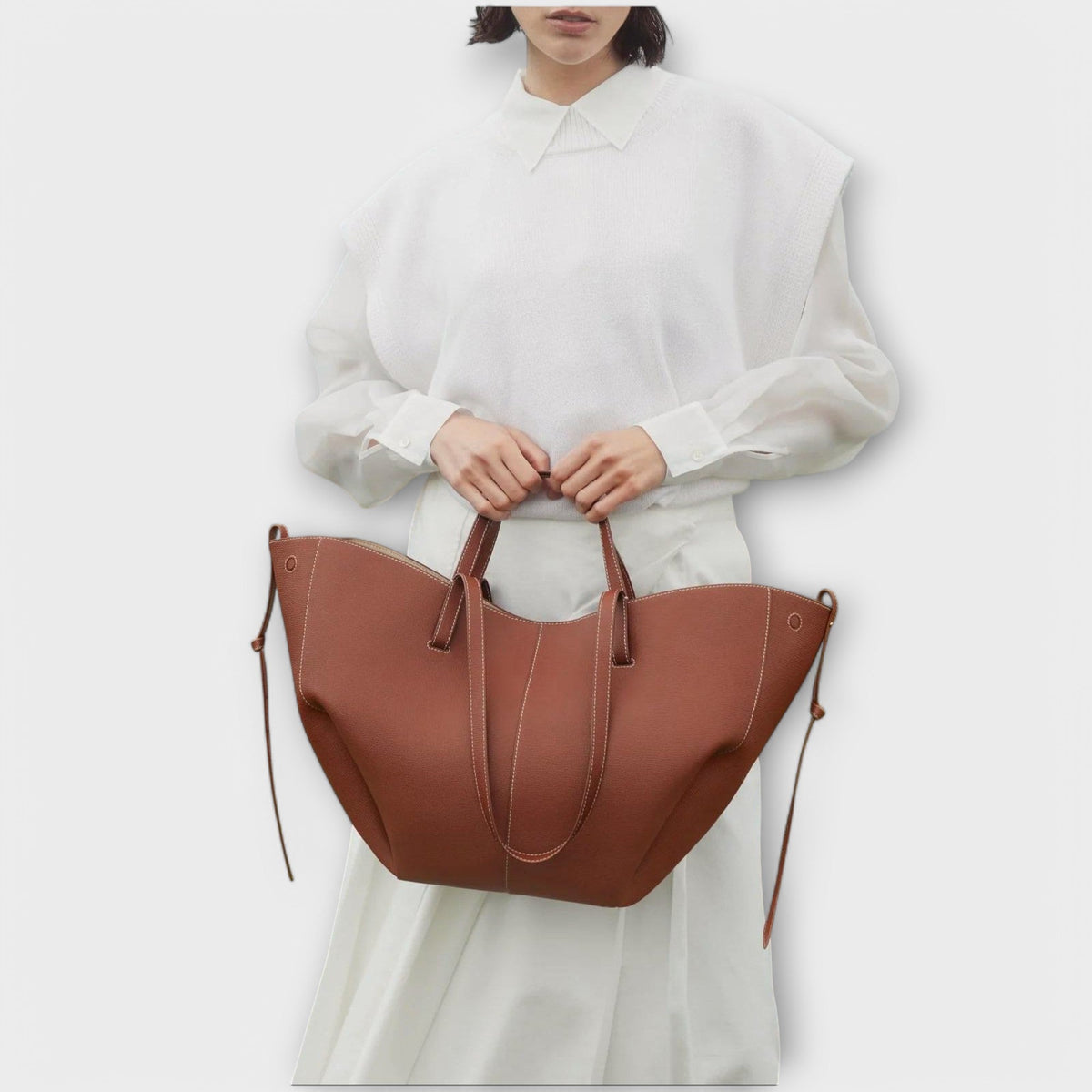 Aura | Minimalist Handbag
