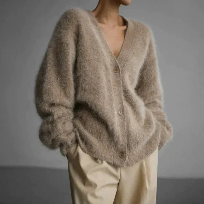 Scottie | Women’s V-Neck Relaxed Fit Cardigan